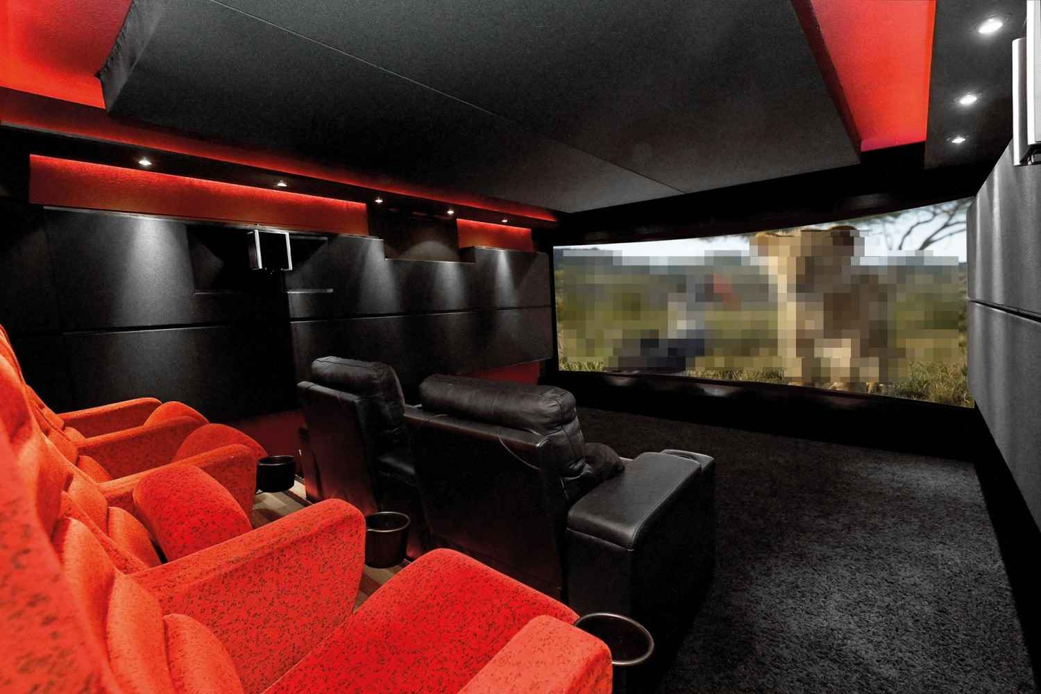 Ratgeber K4 HOME CINEMA: Akustisch optimiertes 7.1-Kino mit HDR, Curved-Screen und Double-Bass-Array - News, Bild 1