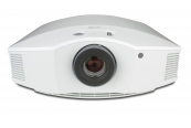 Beamer Sony VPL-HW45ES im Test, Bild 1