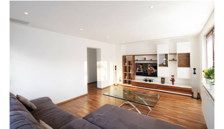 Lautsprecher Surround: Kinosound zu Hause: 7 innovative und klangstarke 5.1-L&ouml;sungen f&uuml;r die gute Stube, Bild 1